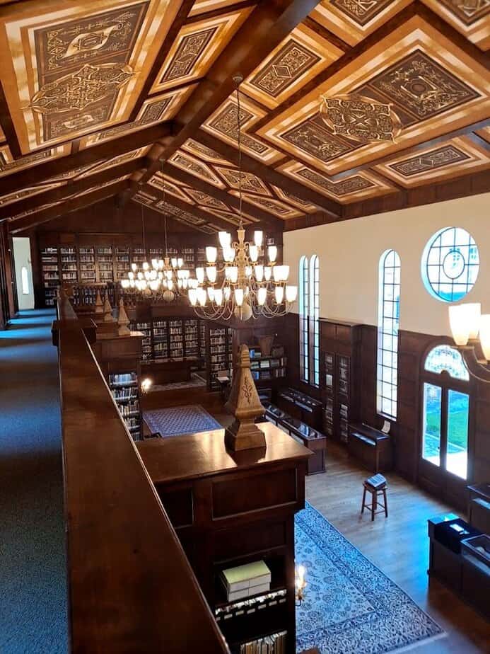Few People Realize This Gorgeous Library and Chapel Is Hidden in Texas Study Spaces And Amenities