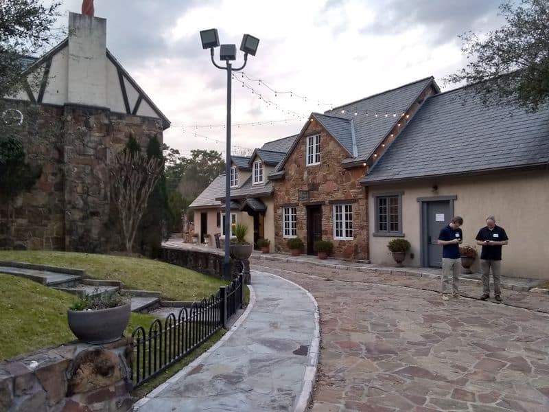 Few People Realize This Gorgeous Library and Chapel Is Hidden in Texas How To Get In And When To Go