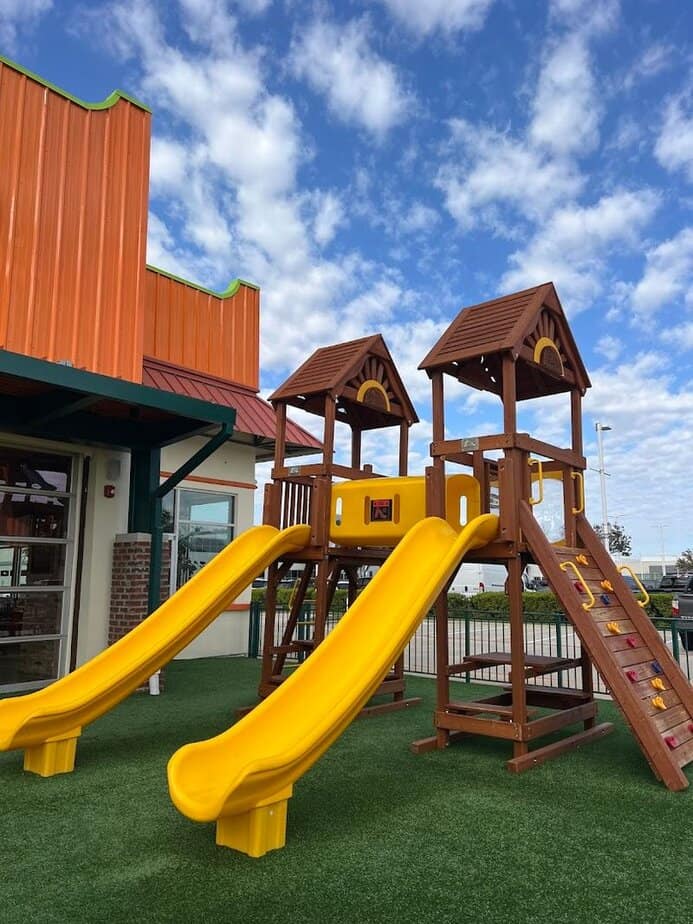 First Ever Los Cochinitos in the US Is Now Open in Texas — And It’s Nothing Like You Expect Family Playground and Kid Comforts