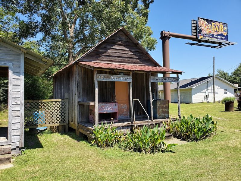 The Baker Block Museum (Baker)