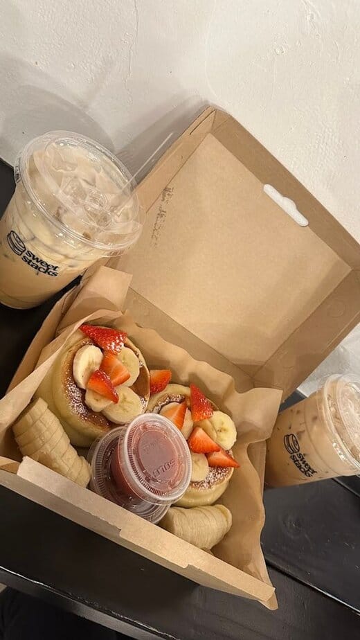 Banana Cream Pie Iced Latte Pairing