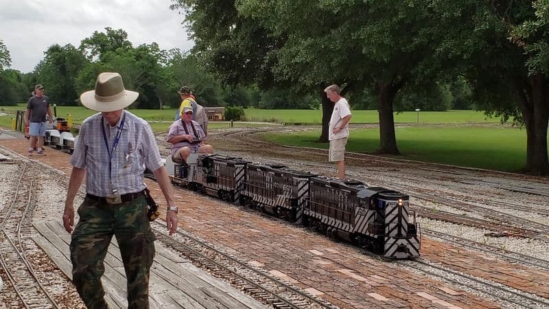 Free Train Rides with Houston Area Live Steamers