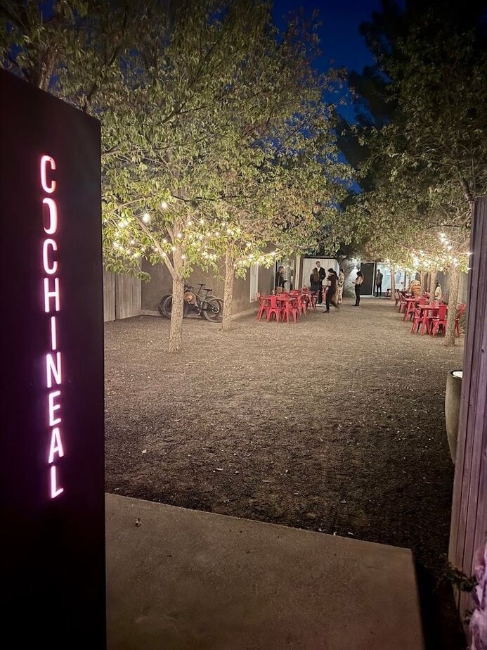 Reservations, Hours, and Timing