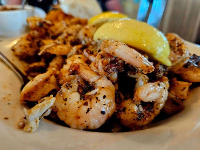 Boiled Shrimp With Bay Breezes