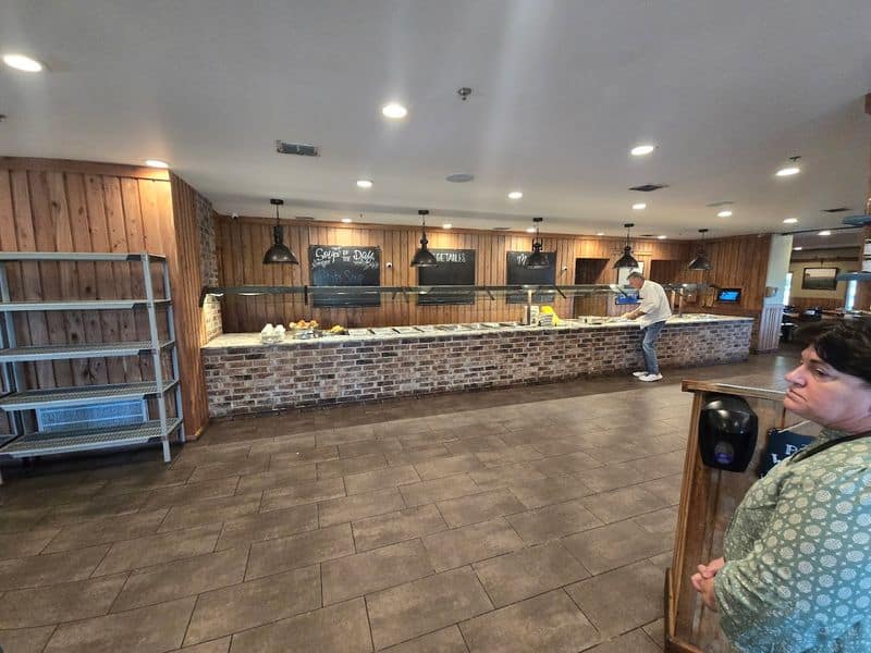 Smart Tips: Hours, Prices, and Road-Trip Ease