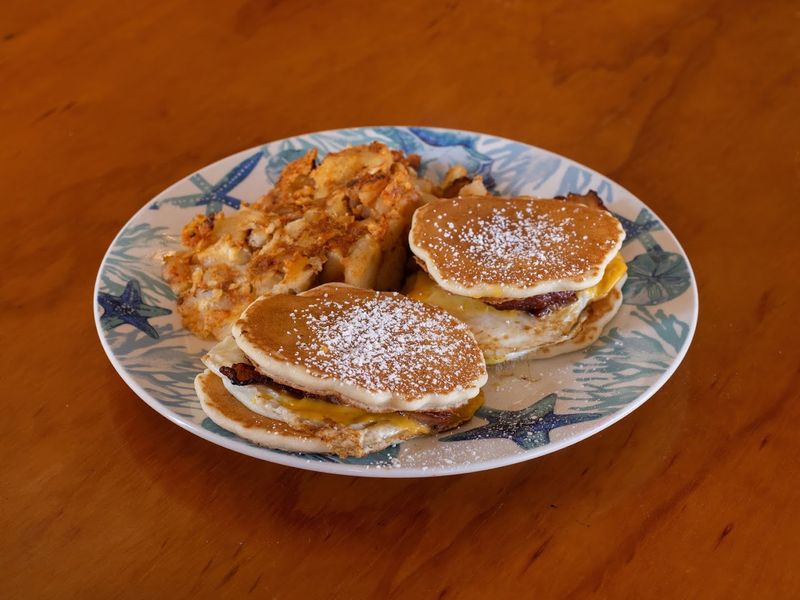 What first-timers should order at this beloved Jersey morning stop