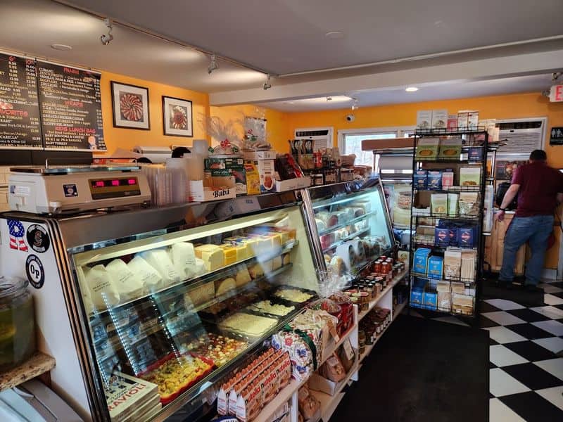 What makes Pascarella Brothers stand out from every other breakfast stop