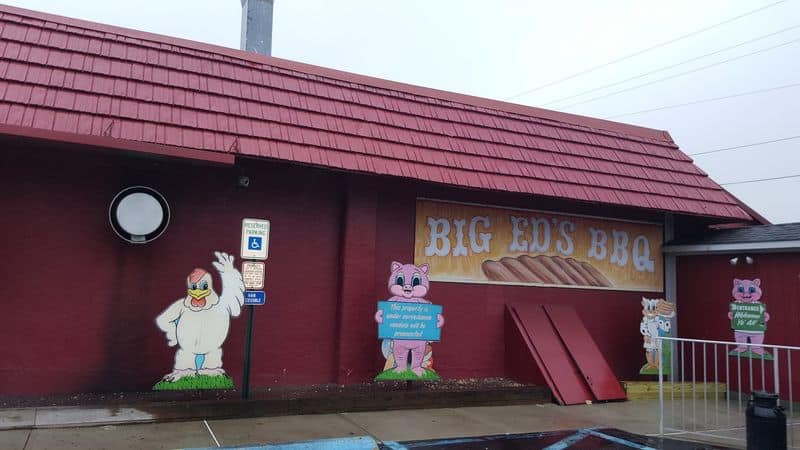 The little red barn on Route 34 that BBQ fans can&rsquo;t stop talking about