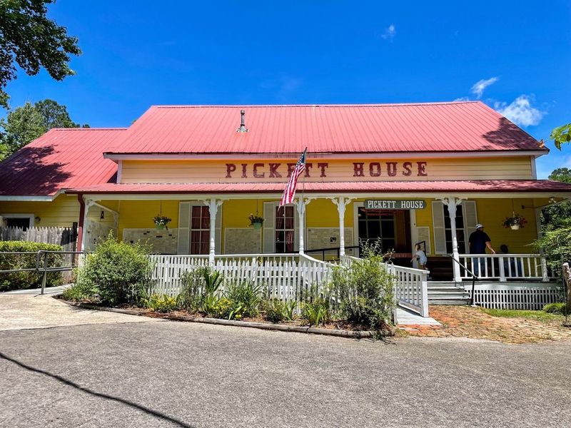 Pickett House Restaurant (Woodville)