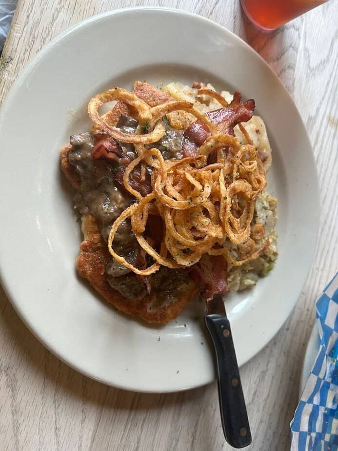 People Travel From All Across Ohio For The Outrageously Delicious German Food At This Charming Restaurant Schnitzel Wiener Art