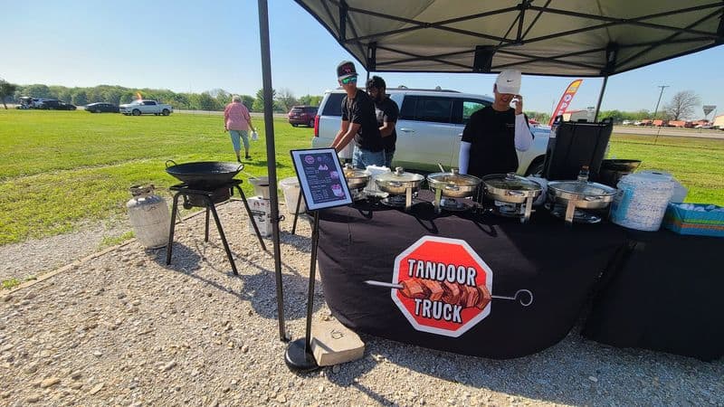 Strawberry Picking Season Is Now Open at This Popular North Texas Farm Food Truck And Refreshments