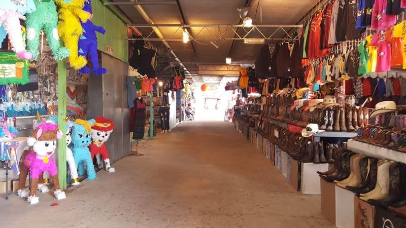 Family Friendly Strolls And Entertainment