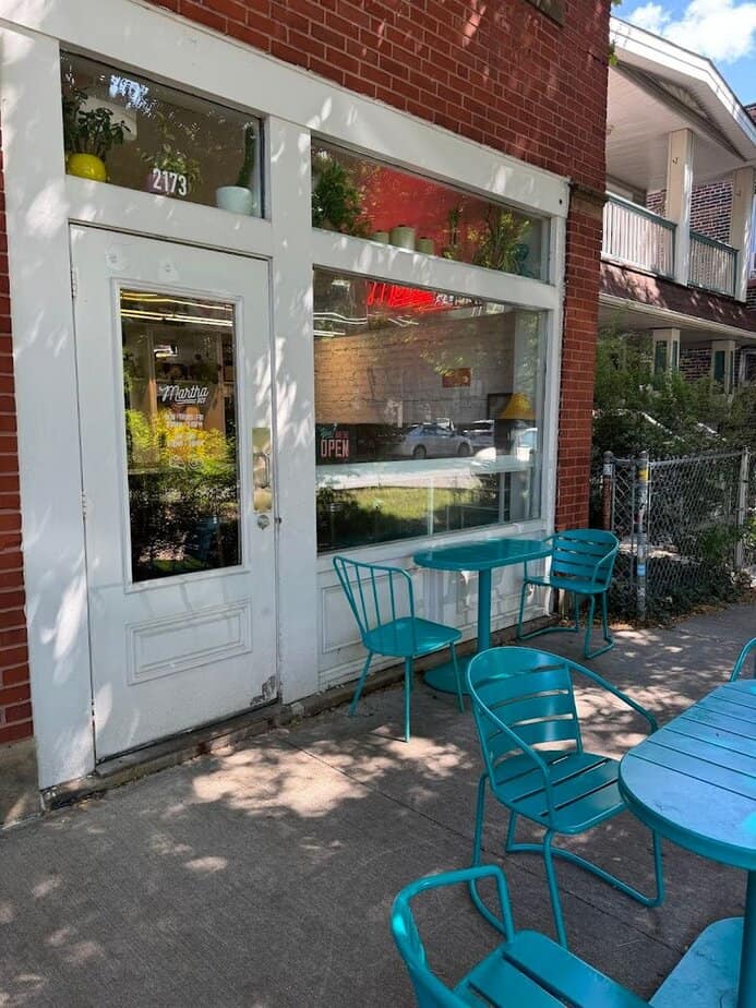 Visiting Tips, Hours, and Vibe