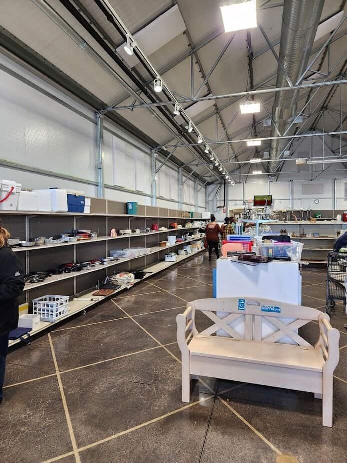 The Enormous Thrift Shop In Ohio Where You Can Lose Yourself For Hours Home Improvement, Curtains, And Bedding Deals