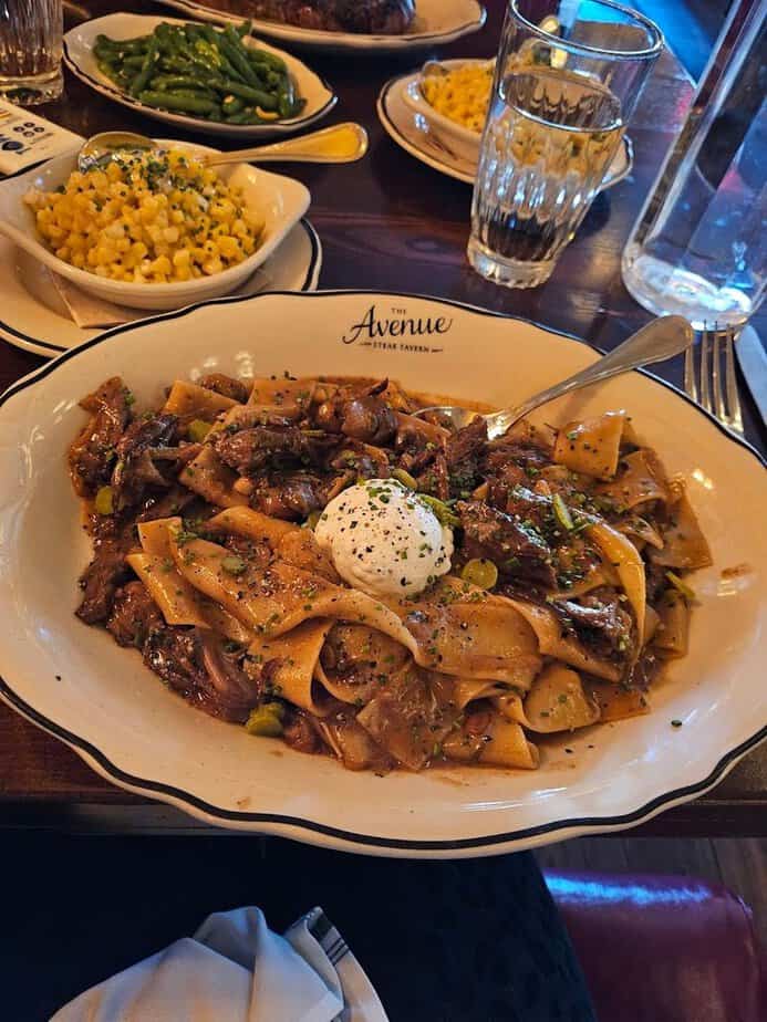 The Filet Mignon At This Restaurant In Ohio Is So Good, You’ll Drive Miles Just For A Bite Start Strong: Crab Cake, Onion Soup, Green Beans