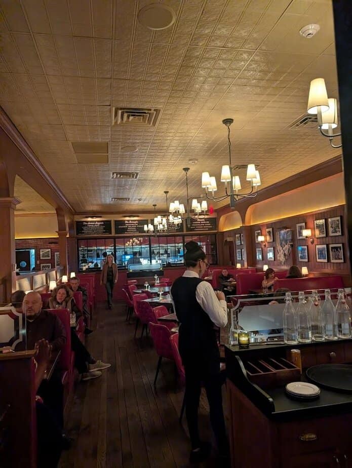 The Filet Mignon At This Restaurant In Ohio Is So Good, You’ll Drive Miles Just For A Bite Service That Feels Personal