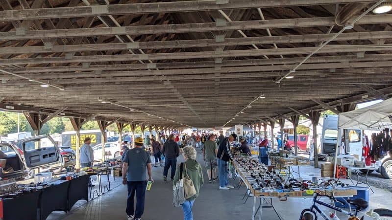 The Gigantic Swap Meet In Ohio That Almost Takes All Day To Explore Best Times And Vendor Hours