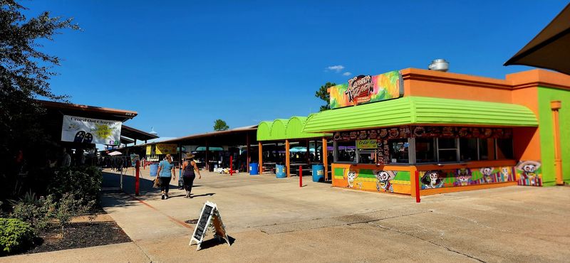 The Food Crawl: Tacos, Lemonade, and Funnel Cakes
