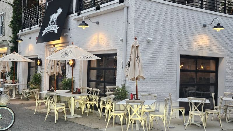 Why The Committed Pig in Manasquan keeps getting talked about