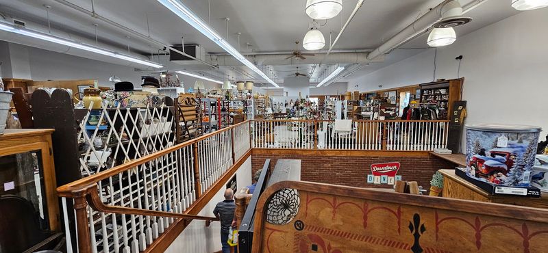 The Massive Antique Store In Ohio That Takes Practically All Day To Explore Quick Facts Before You Go