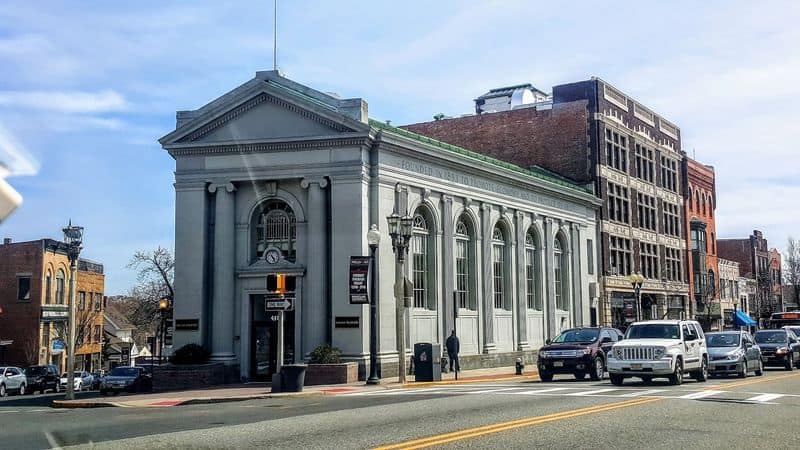 How to plan a perfect bookstore day in downtown Montclair