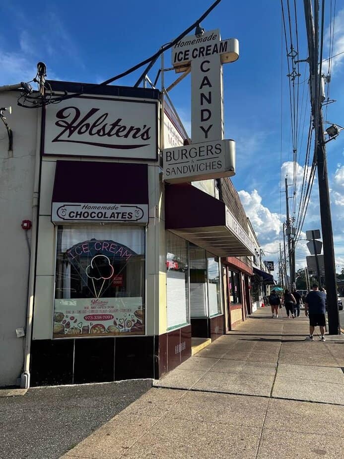 The New Jersey Ice Cream Shop Locals Hope Tourists Never Find Why Holsten’s Still Feels Like New Jersey’s Best Kept Sweet Secret