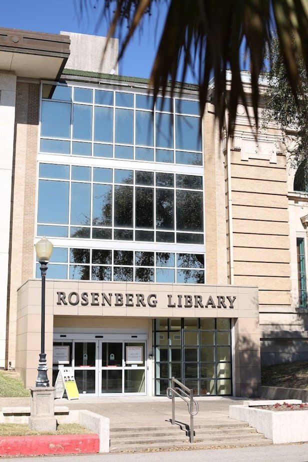 Plan Your Visit: Hours, Parking, and Tips