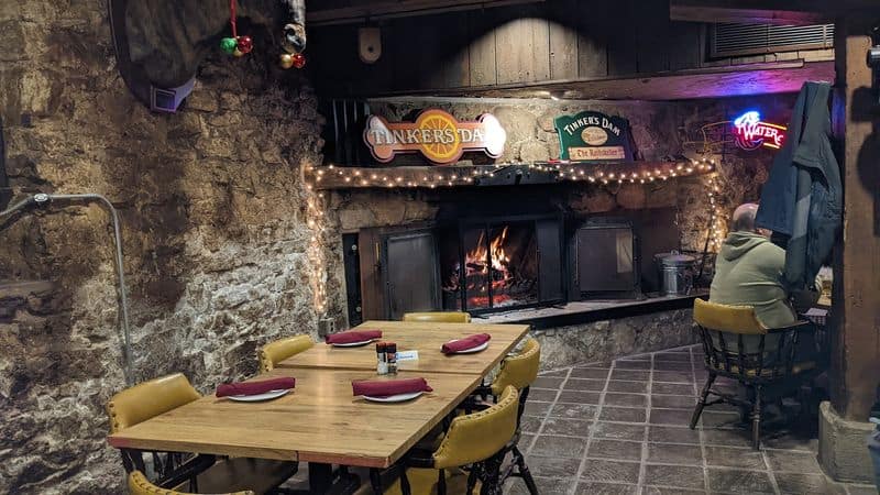 Timing, Reservations, And Service Tips