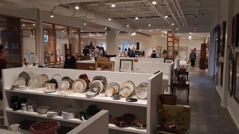 Fine China and Crystal Shelves