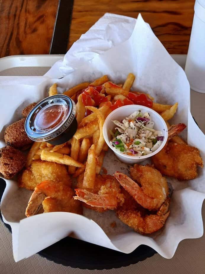The Sunset Views at This Texas Seafood Spot Might Steal the Show Fried Shrimp Platter Spotlight
