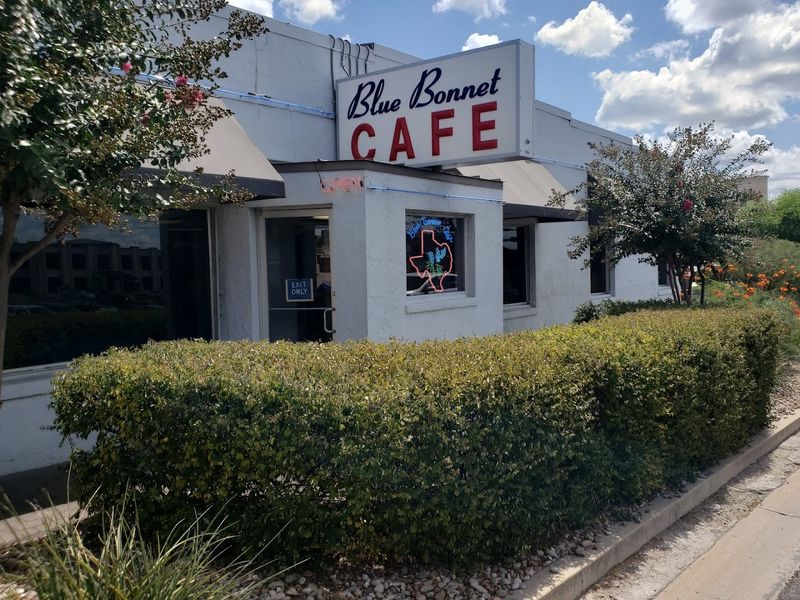 Blue Bonnet Cafe (Marble Falls)