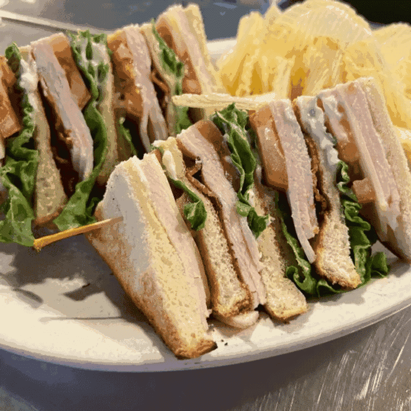 Lunch Classics With A Greek Wink