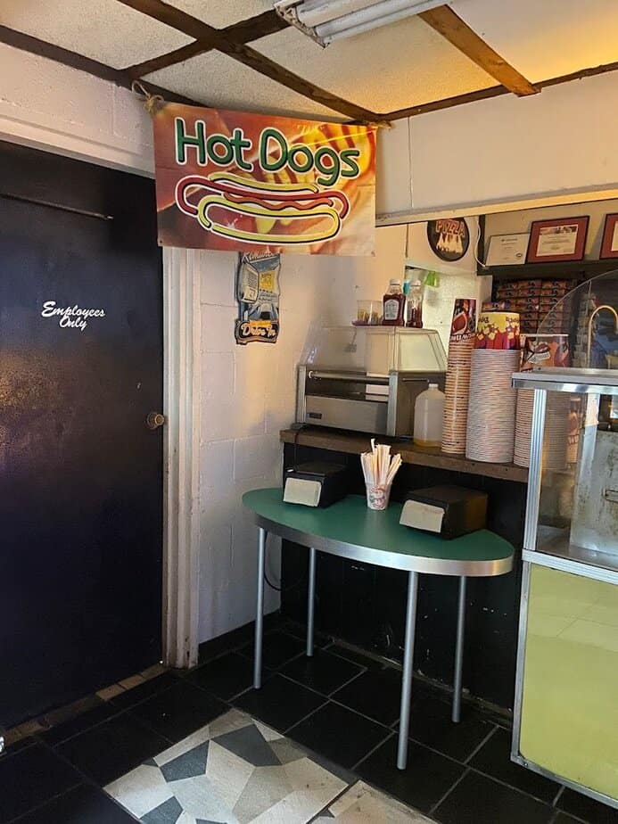 Snack Bar Comforts at Friendly Prices