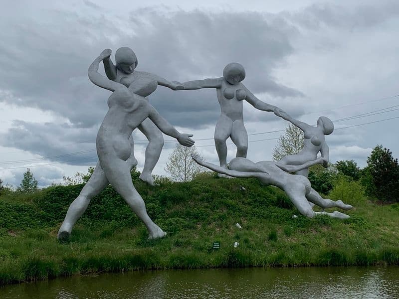 The Unexpected Beauty of Seeing Contemporary Art in Blooming Gardens