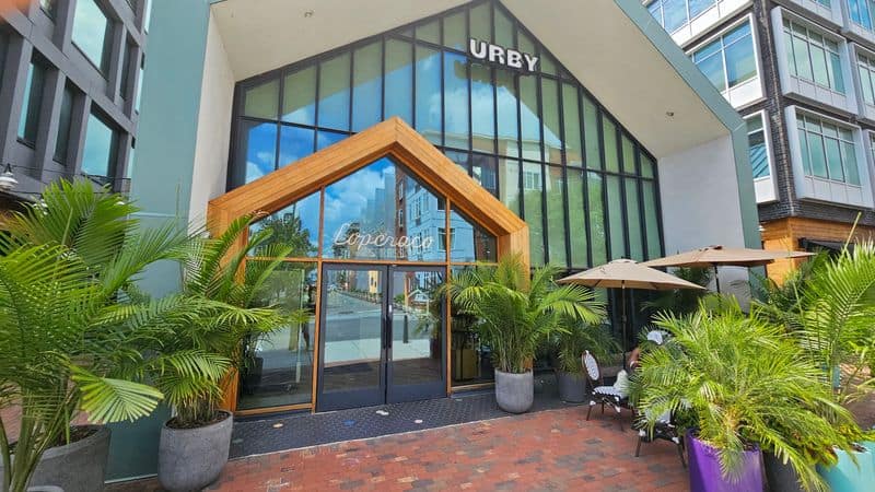 The cozy reason people keep coming back to this one-of-a-kind caf&eacute;