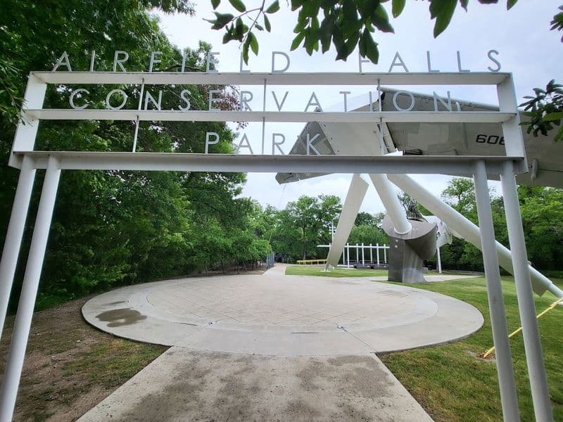 This Hidden Waterfall Looks Unreal After a Storm Finding the Trailhead and Parking