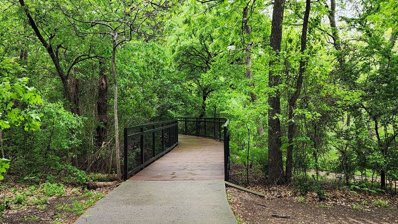 Short Scenic Trail Highlights