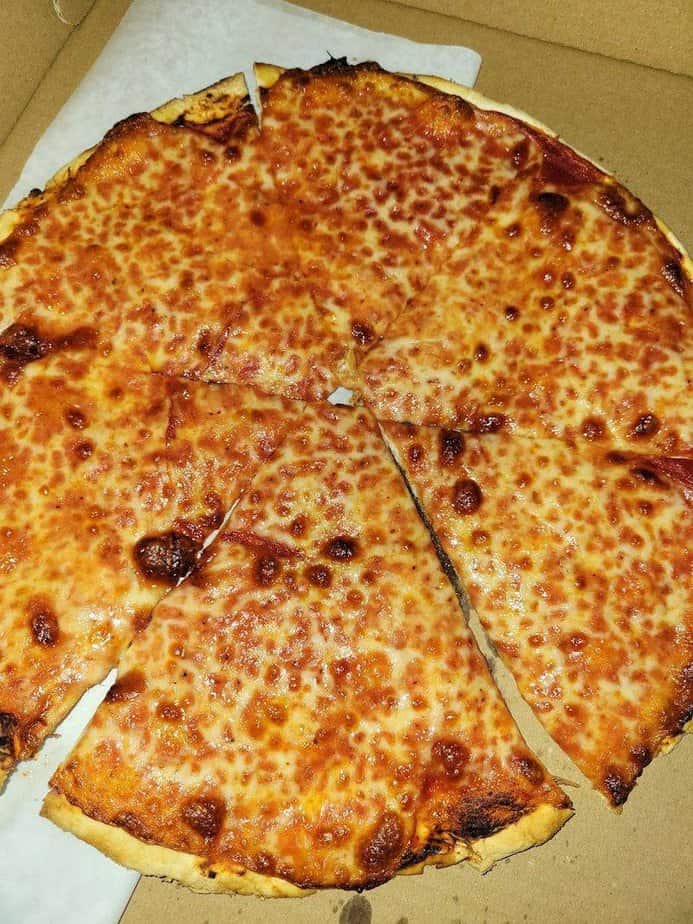 Even the simple cheese pizza shows why this place stands out