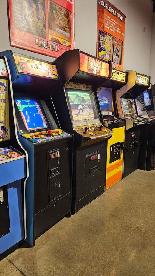 This Massive Ohio Arcade Is Secretly Home To One Of The Largest Game Collections In The World Arcade Cabinets Through The Decades