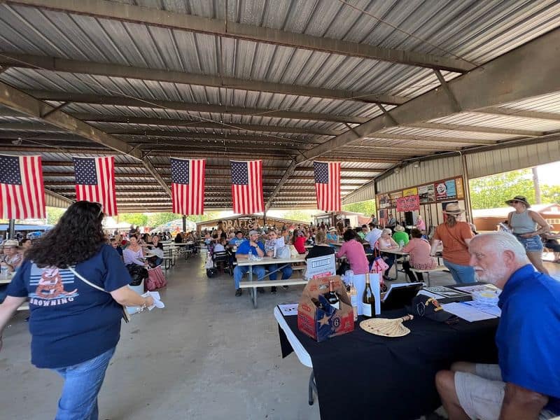 Eat, Sip, and Snack While You Shop