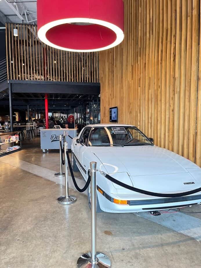 Plan Your Date: Hours, Reservations, and Tips