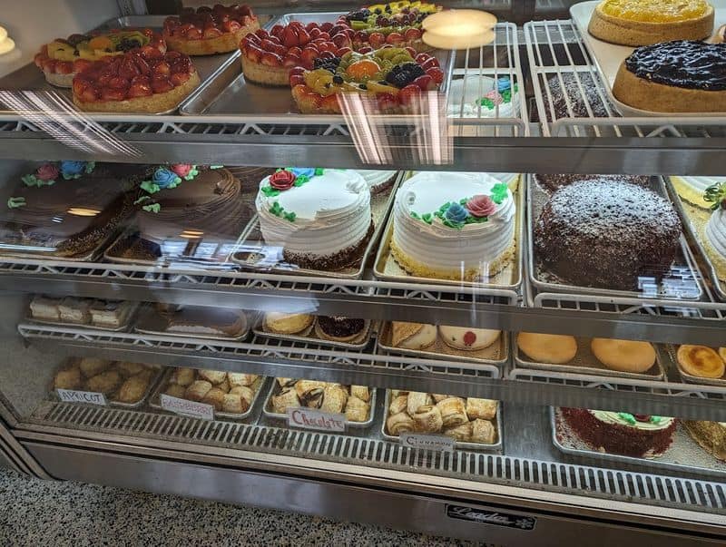 This New Jersey Bakery Might Ruin All Other Cannoli for You Why This Bakery Is More Than Just a Dessert Stop