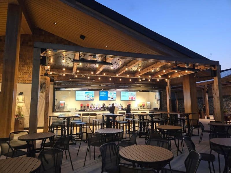 This New Texas Resort Lets You Soak in Pools Inspired by Iceland and Japan Poolside Bites and Sips