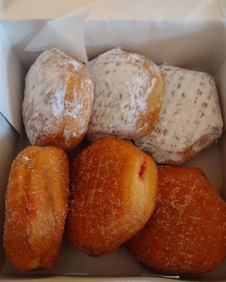 This Old-School New Jersey Bakery Has the Best Donuts In the Whole State The apple fritter that has built a loyal following across the Shore