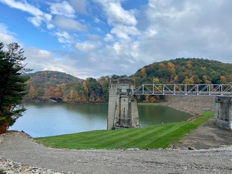 Pleasant Hill Dam and Lake Overlook