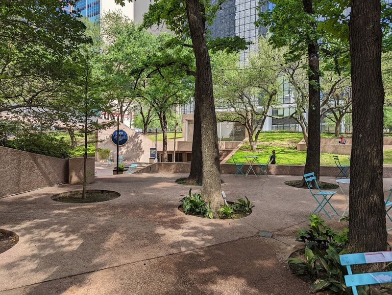 This Peaceful Dallas Sanctuary Was Designed to Celebrate Gratitude Photography Guide to the Square