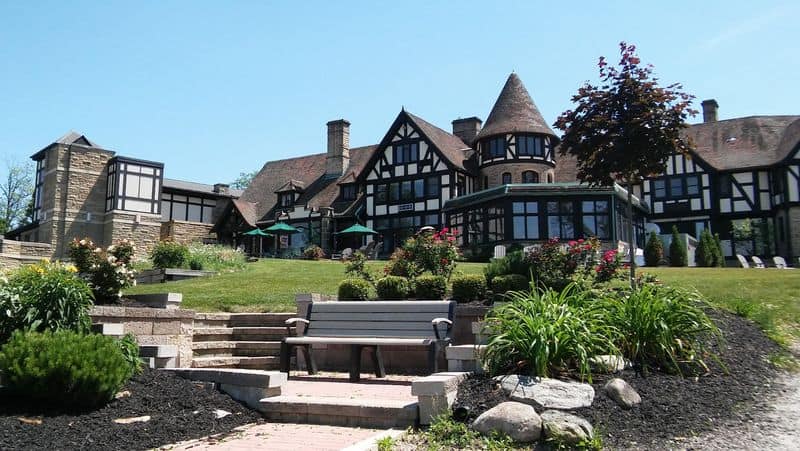 This Postcard-Worthy State Park In Ohio Is So Beautiful, It Feels Like A Dream Punderson Manor Hotel and Lodge