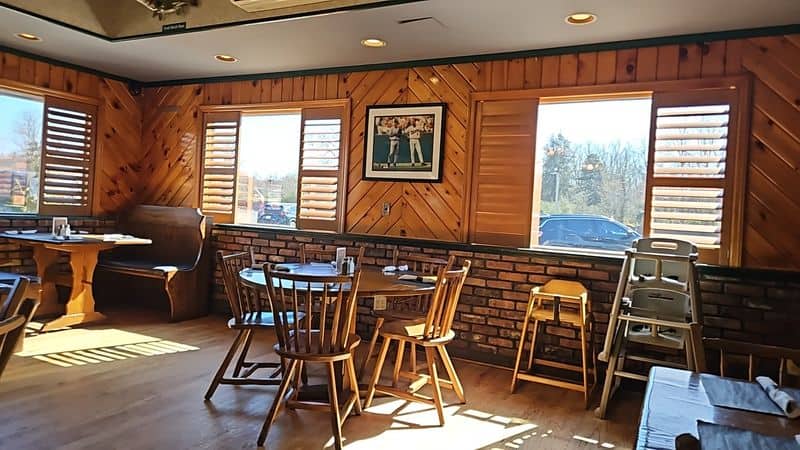 The kind of rustic atmosphere that makes you want to stay awhile