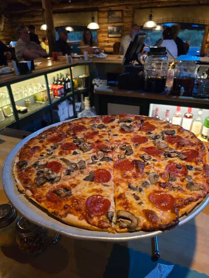 What makes the pizza here stand out from the usual Jersey slice