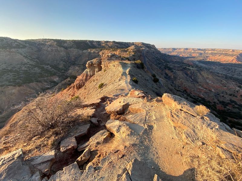 This Short Texas Trail Is Blowing Up as One of the State’s Most Talked-About Hikes Best Viewpoints and Photo Tips